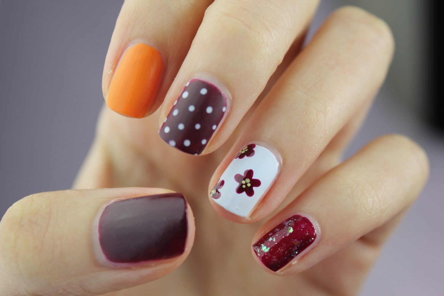 nail-art-2688565_1920