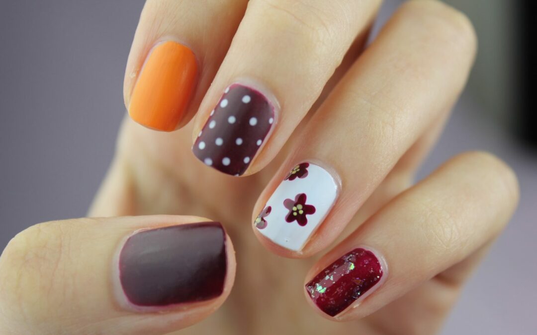 nail-art-2688565_1920